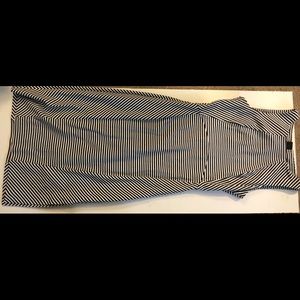 Banana republic black white fitted striped dress